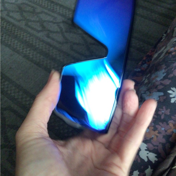 1 LEFT ! SALE 🔥Rare Quay Spotlightbblue shield sunglasses - Picture 4 of 6